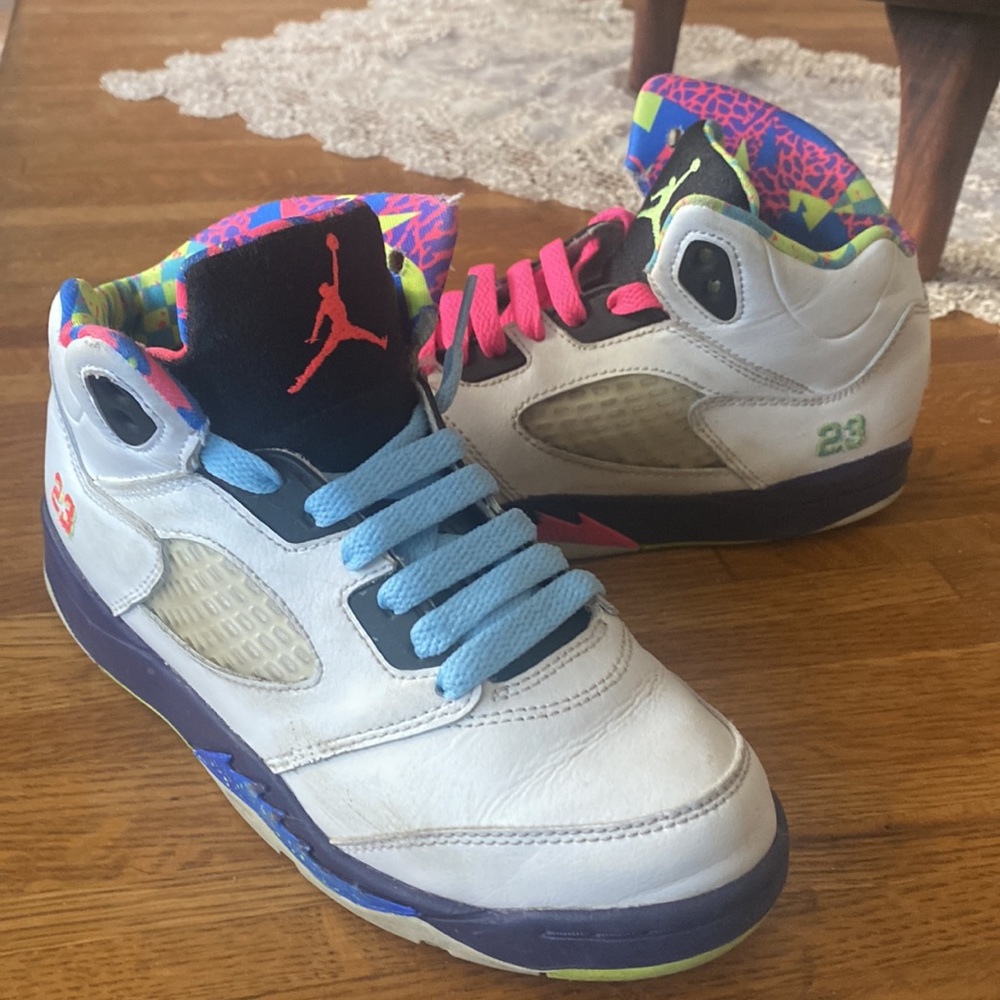 Jordan 23 High Top Shoe Big Kids size 2,5